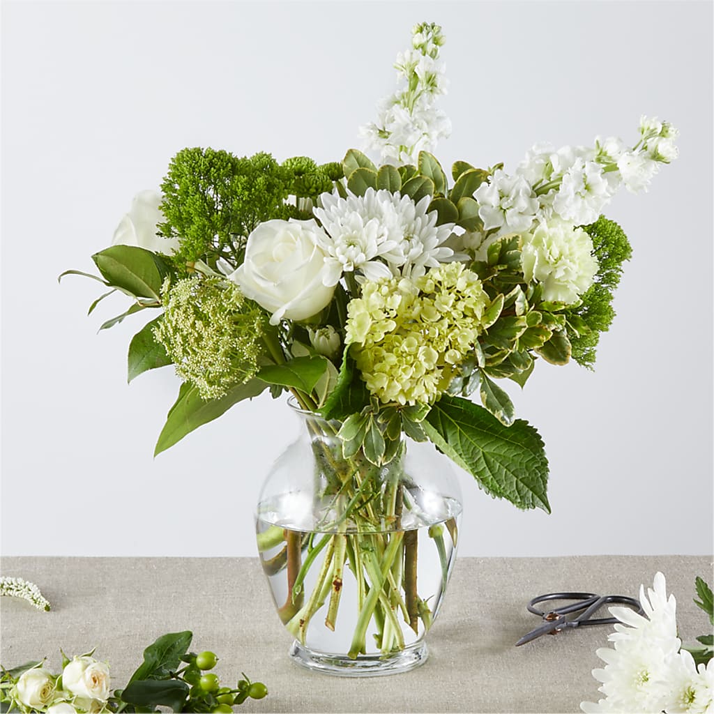 Irish Garden - A Florist Original – MARGARITA'S FLOWERS LLC, Pembroke Pines FL