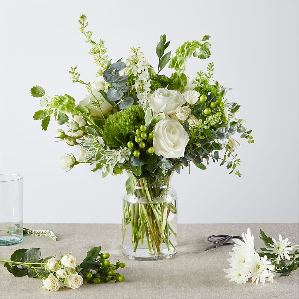 Irish Garden - A Florist Original – MARGARITA'S FLOWERS LLC, Pembroke Pines FL