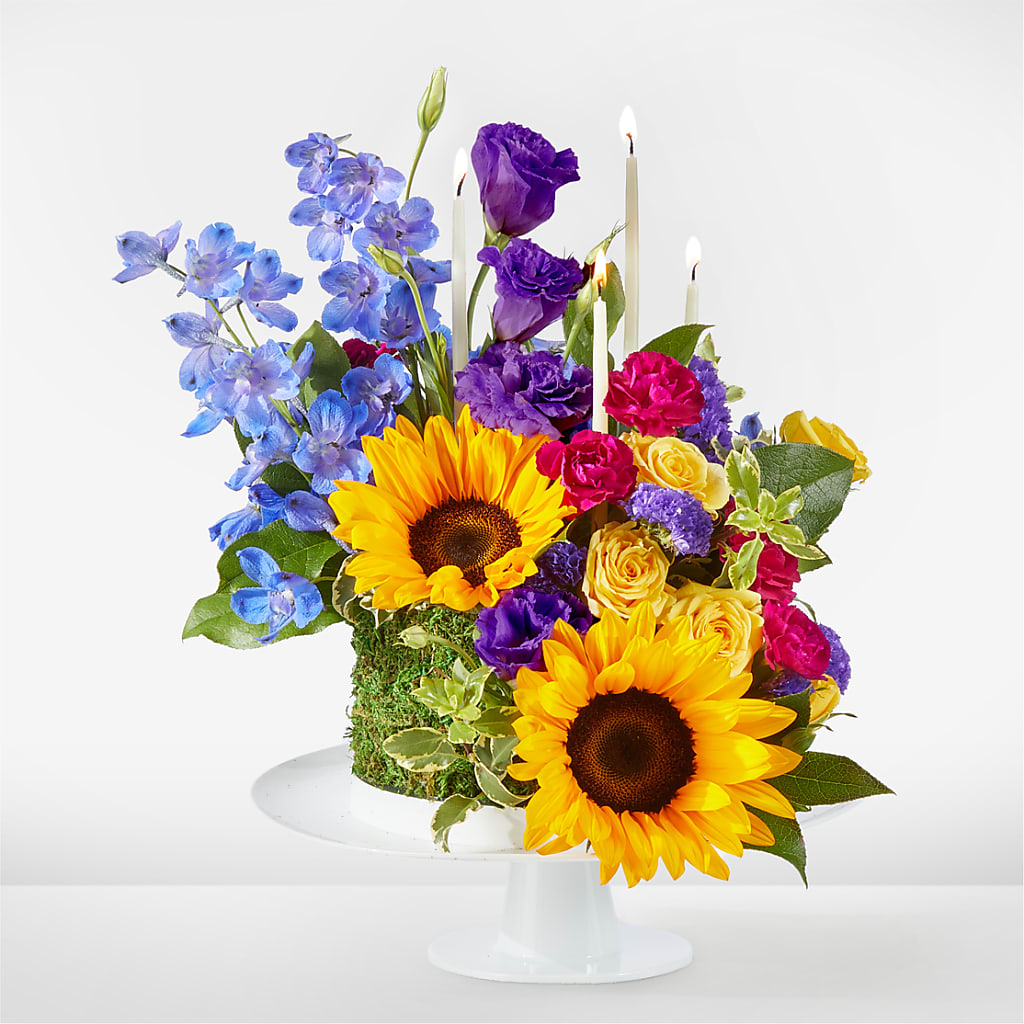 Star of the Day Floral Cake – MARGARITA'S FLOWERS LLC, Pembroke Pines FL