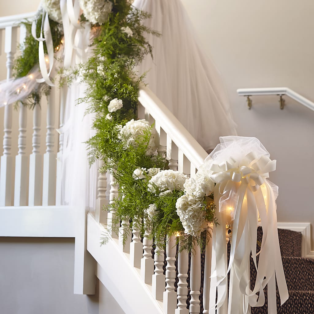 Champagne Dreams Garland – MARGARITA'S FLOWERS LLC, Pembroke Pines FL