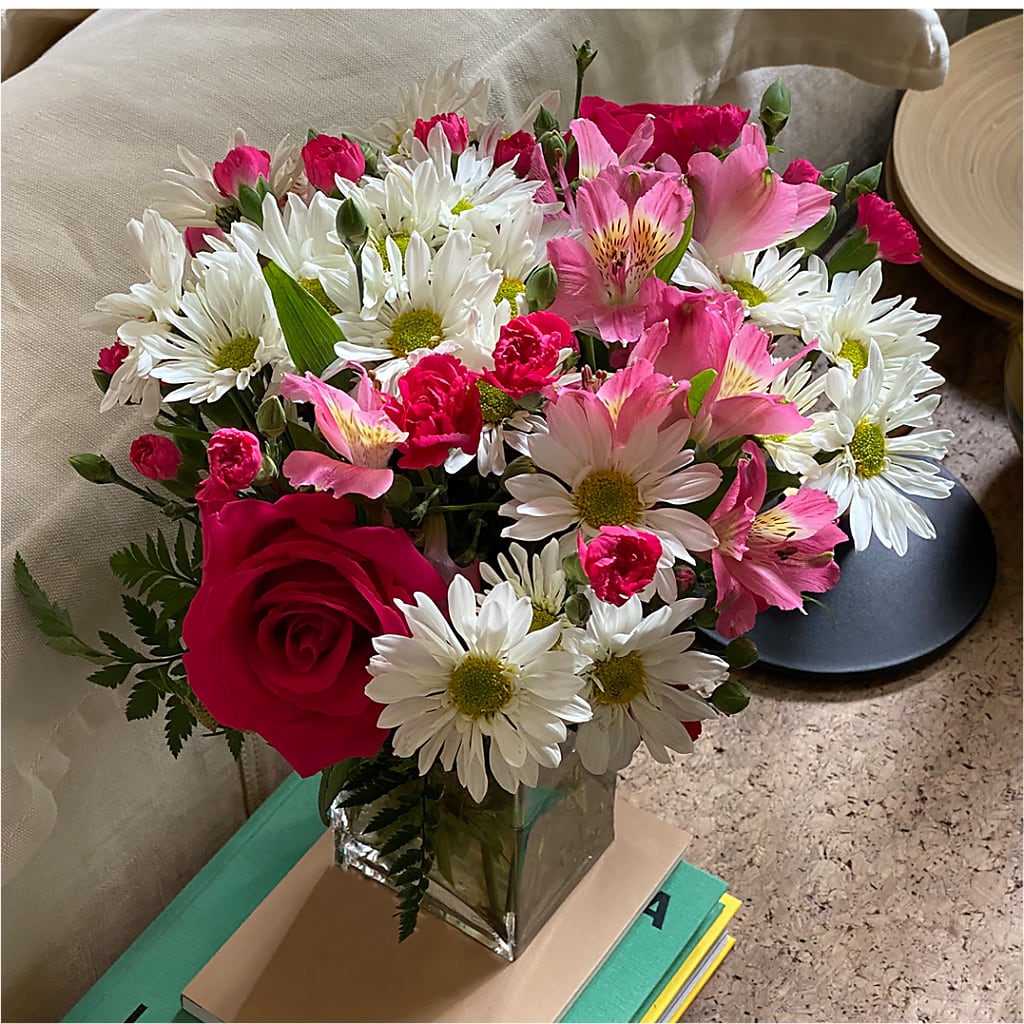 Sweet Surprises® Bouquet – MARGARITA'S FLOWERS LLC, Pembroke Pines FL