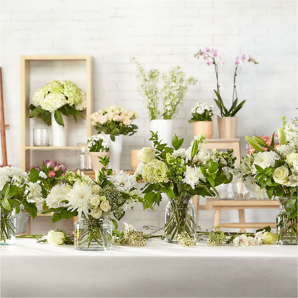 Classic Ivory – A Florist Original – MARGARITA'S FLOWERS LLC, Pembroke Pines FL